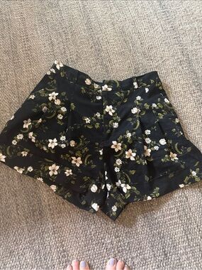 Maeve from Floral Pleated Women's Shorts - Black with White & Green Floral Print
